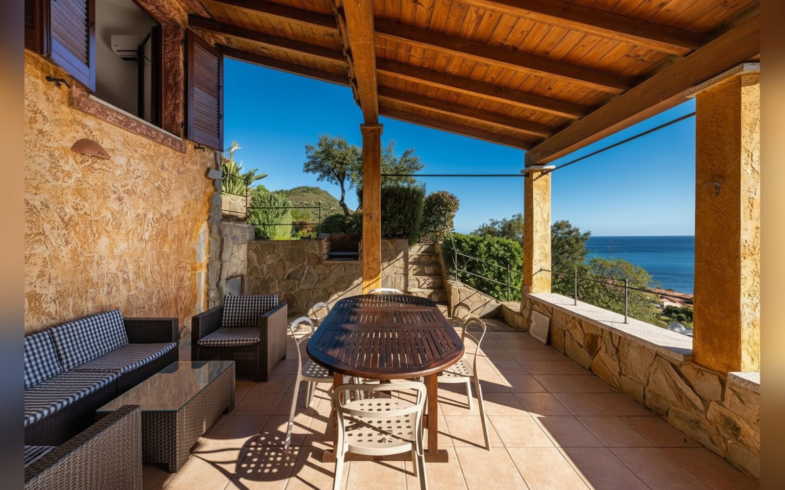 Spazi ampi, 3 camere vista mare e giardino privato — Il Pashà
