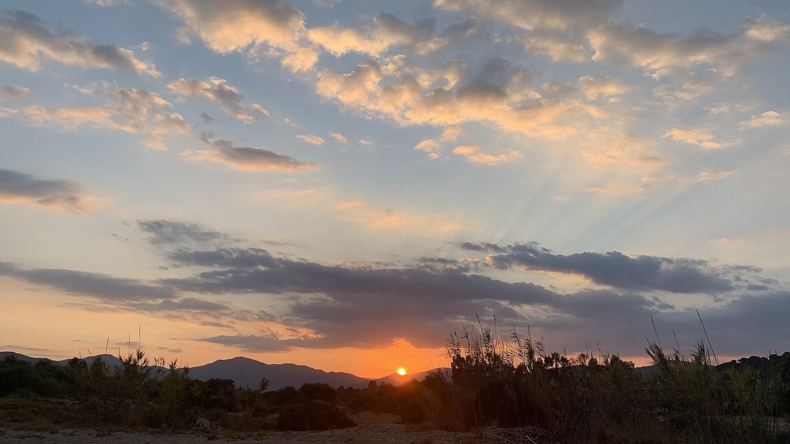 Tramonto sulle colline del Sarrabus